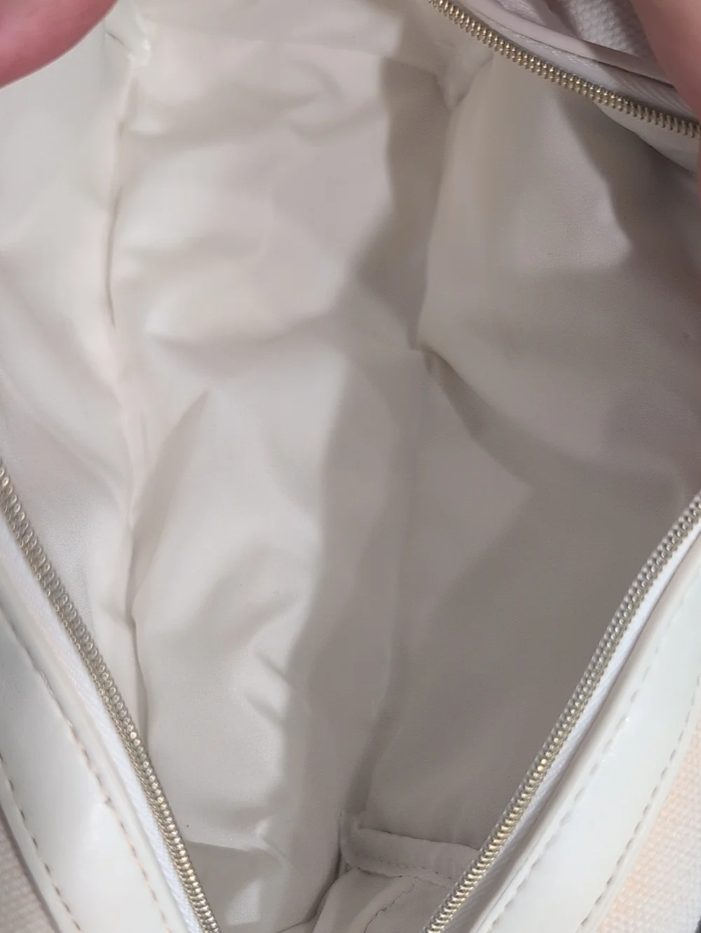 GUERLAIN White Canvas Cosmetic Case with Gold Bee Accent